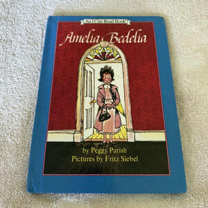 Amelia Bedelia by Peggy Parish, Harper Collins, Blue and Red
